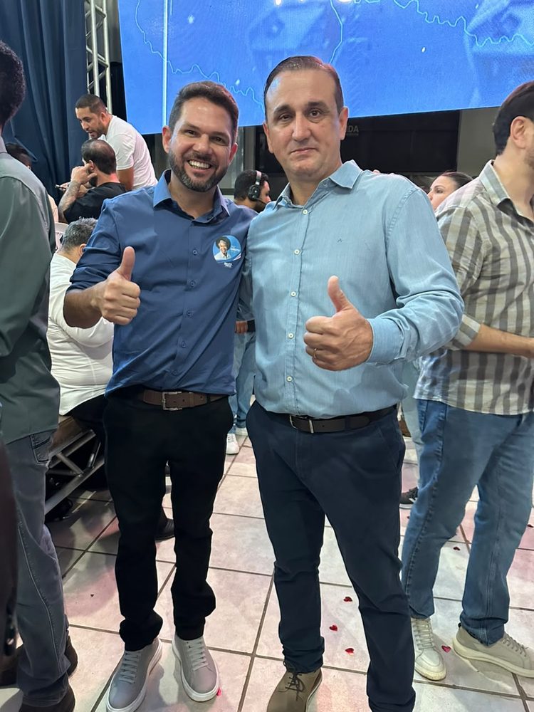 Leandro Alves em convenção partidária